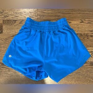 Lululemon Hotty Hot Poolside Shorts Size 2 4’Inseam High Rise